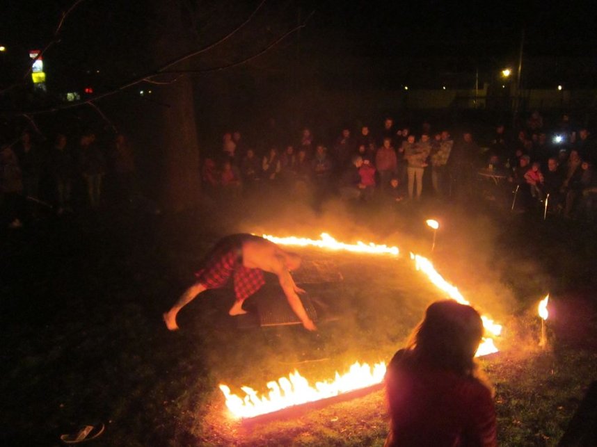 Osterfeuer am DOMIZIL