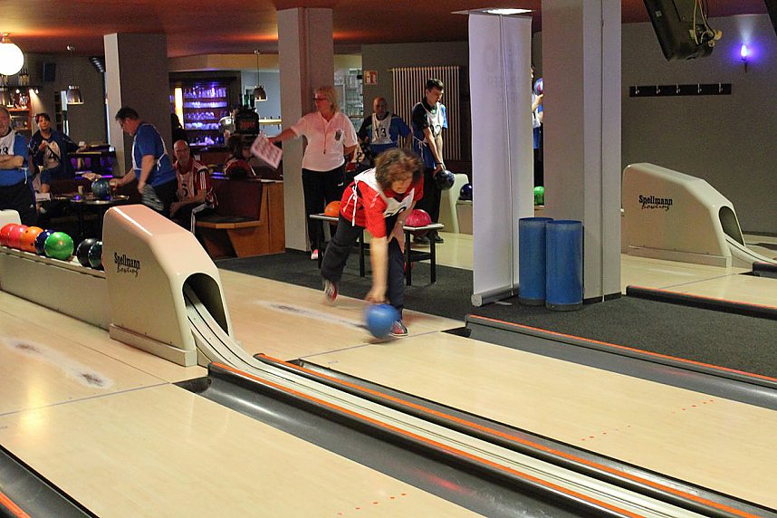 Meister im Bowling ermittelt