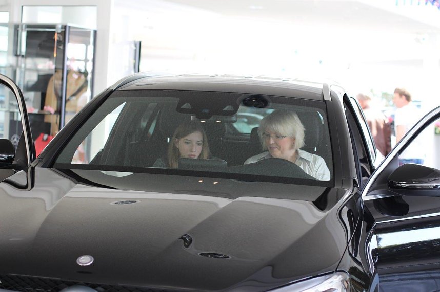 In einigen Autoh&auml;usern der Peter-Gruppe ging es heute um die Zukunft auf vier R&auml;dern