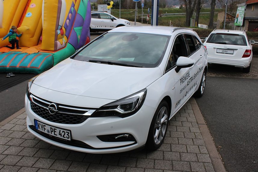Premiere: Opel Astra Sports Tourer in Sondershausen
