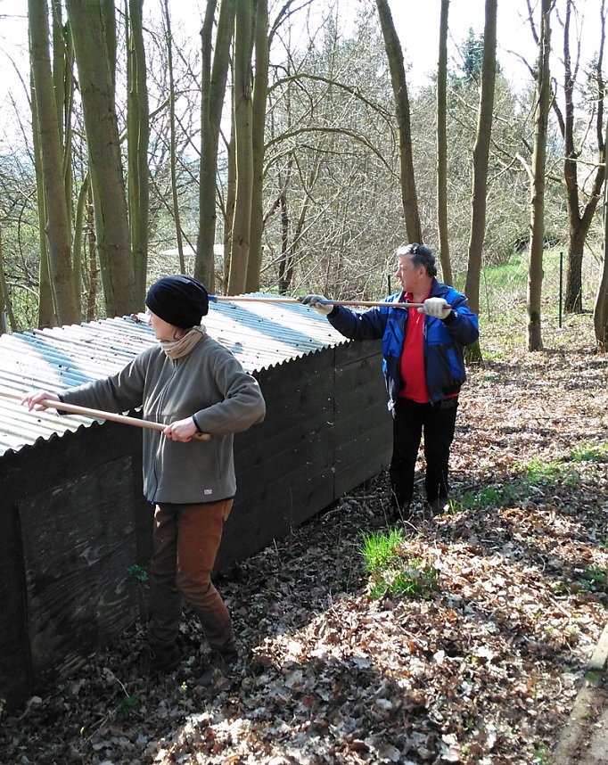 Erster Arbeitseinsatz 2016 auf dem Hundeplatz an der Trift 