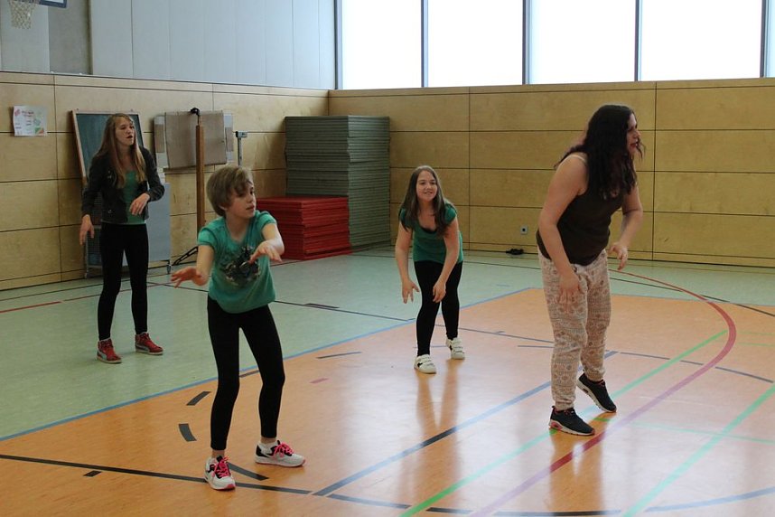 Ein gro&szlig;artiges Schulfest