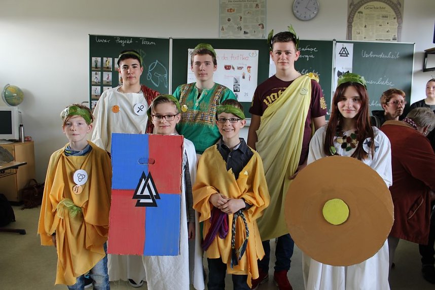 Ein gro&szlig;artiges Schulfest