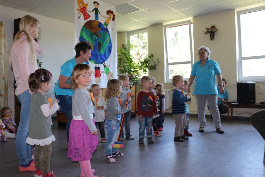 Kita Arche Noah Gro&szlig;furra feierte Oma & Opa Tag