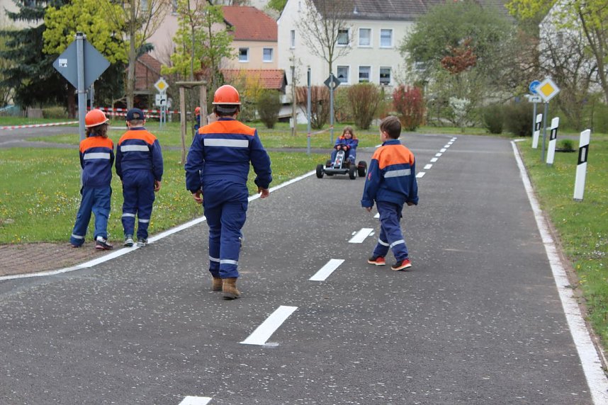 Neue Wipperbr&uuml;cke gebaut und mehr