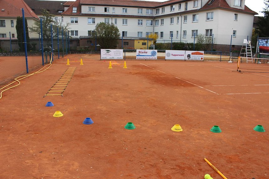 Tennis: Saisonstart beinahe in Wei&szlig;