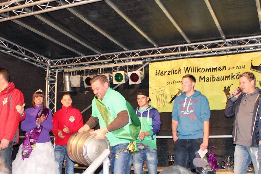 Maibaumk&ouml;nig im Stechen ermittelt