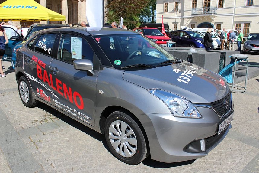 Autos &uuml;ber Autos und mehr