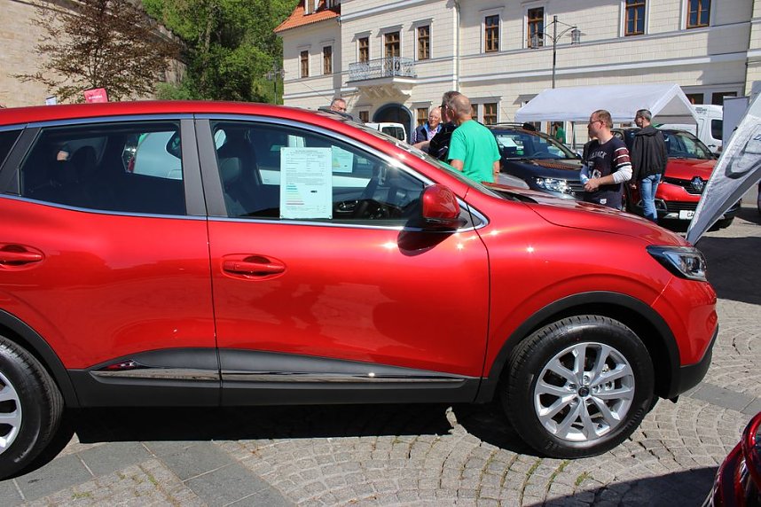 Autos &uuml;ber Autos und mehr