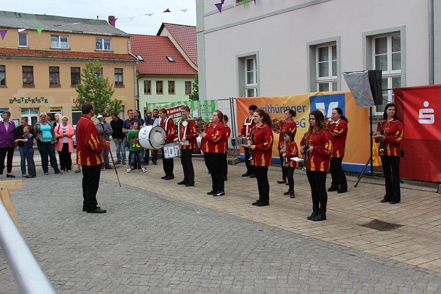 24. Fliederfest er&ouml;ffnet