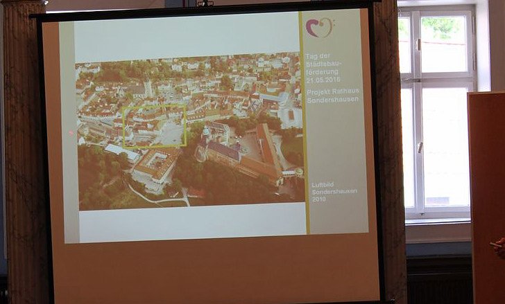 Interessante F&uuml;hrung durch das Rathaus Sondershausen