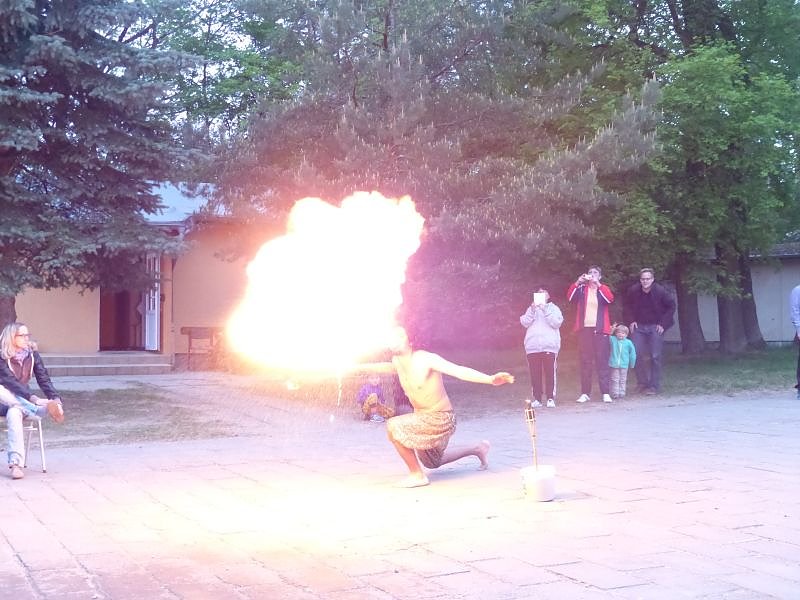 Die Wohnheime der Nordth&uuml;ringer Lebenshilfe feierten den 25. Geburtstag der GmbH auf der Feuerkuppe