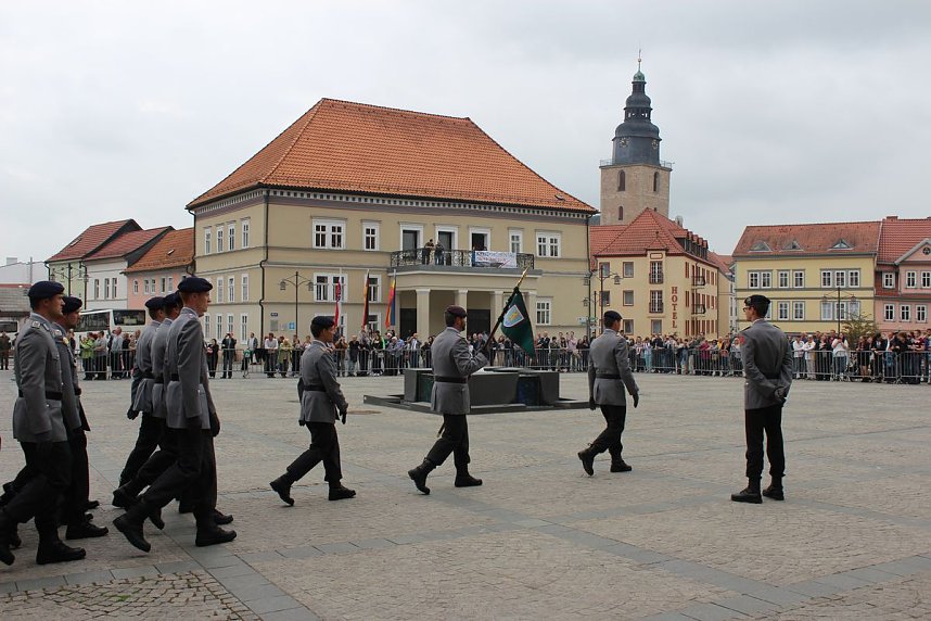 Vereidigung auf dem Marktplatz