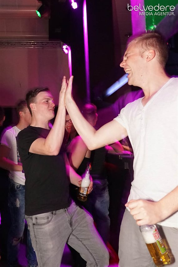 Party im Jugendclubhaus in Nordhausen - der Samstag