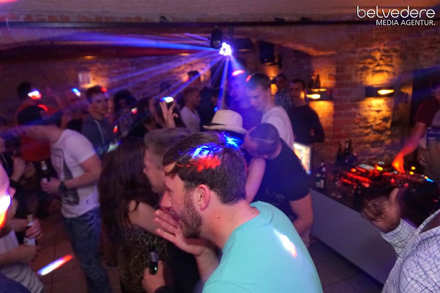 Party im Jugendclubhaus in Nordhausen - der Samstag