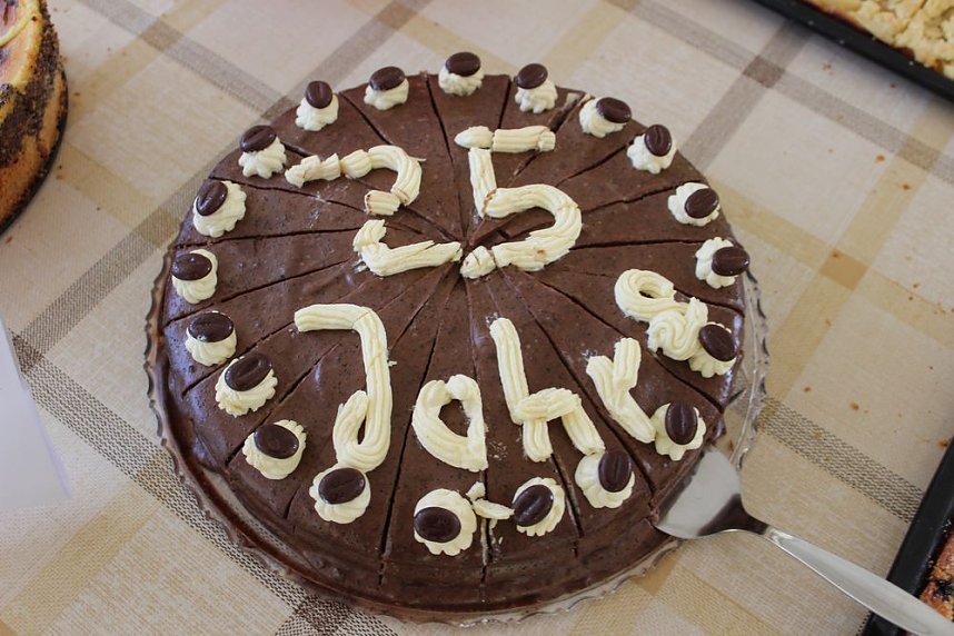 "Wir bauen Br&uuml;cken"