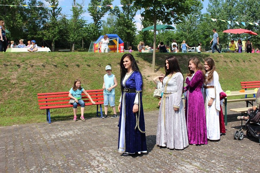 "Wir bauen Br&uuml;cken"