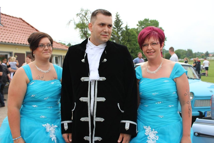 Laubk&ouml;nig gekr&ouml;nt - Geheimnis der Hofdamen gel&uuml;ftet!