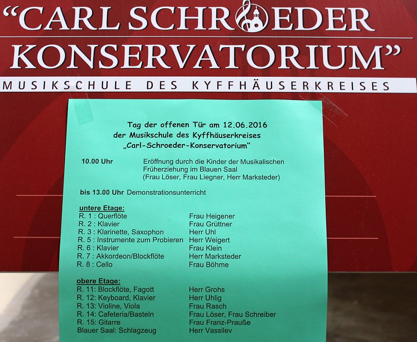 Und am Nachmittag Schuljahresabschlusskonzert