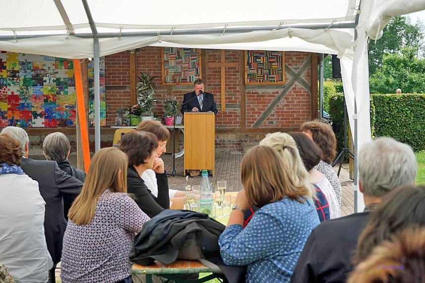 Langj&auml;hriger Diakonievorstand geht in den Ruhestand