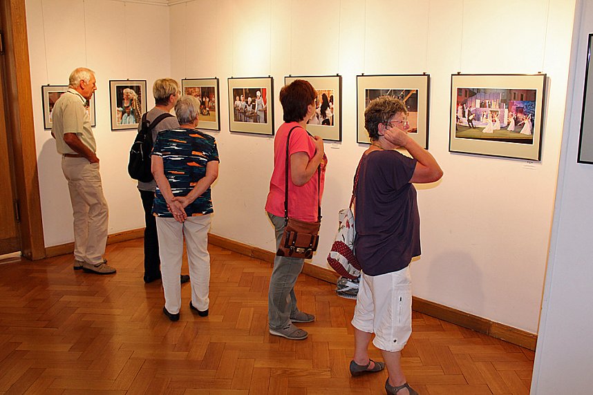 K&uuml;nstler auf zwei "Instrumenten"