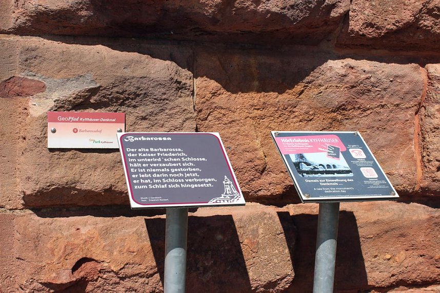 Klingender Wanderweg &uuml;bergeben