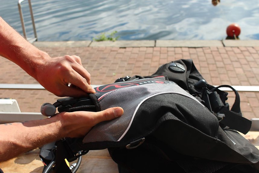 Grasmahd im Bebraer Teich