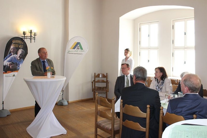 Jugendherberge "Wasserburg" erweitert