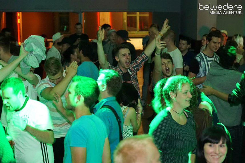 Party im Jugendclubhaus in Nordhausen - der Samstag