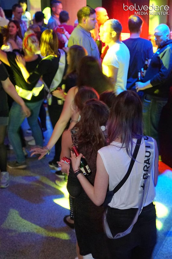 Party im Jugendclubhaus in Nordhausen - der Samstag