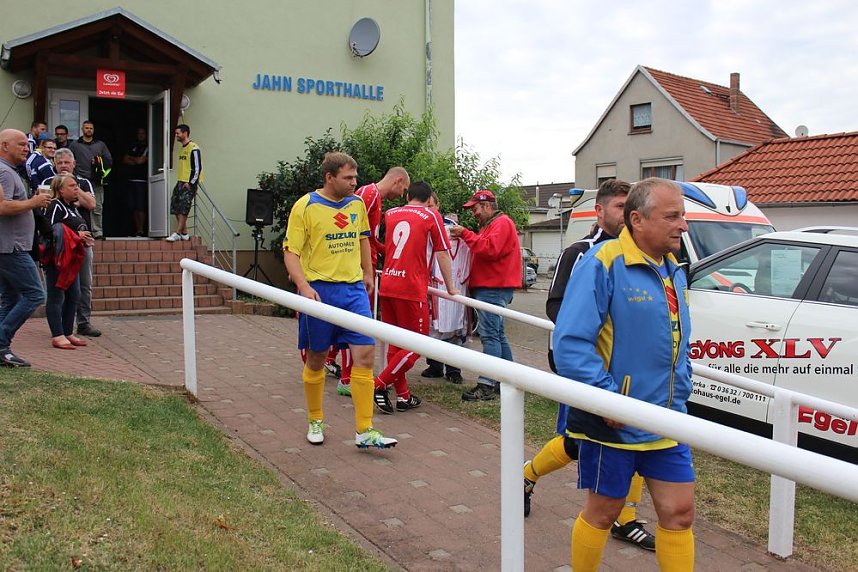 Volles Dutzend - Fans zufrieden!