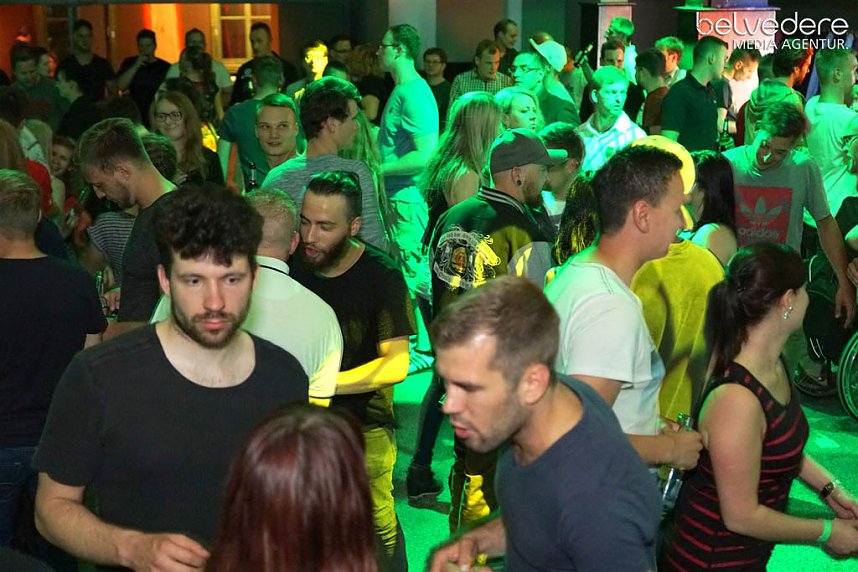 Party im Jugendclubhaus in Nordhausen - der Samstag