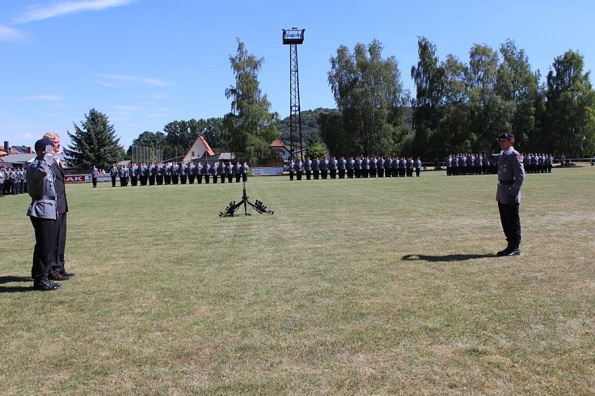 Traumhaftes Sommerwetter bei Vereidigung