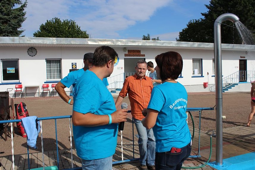 24-Stundenschwimmen gestartet