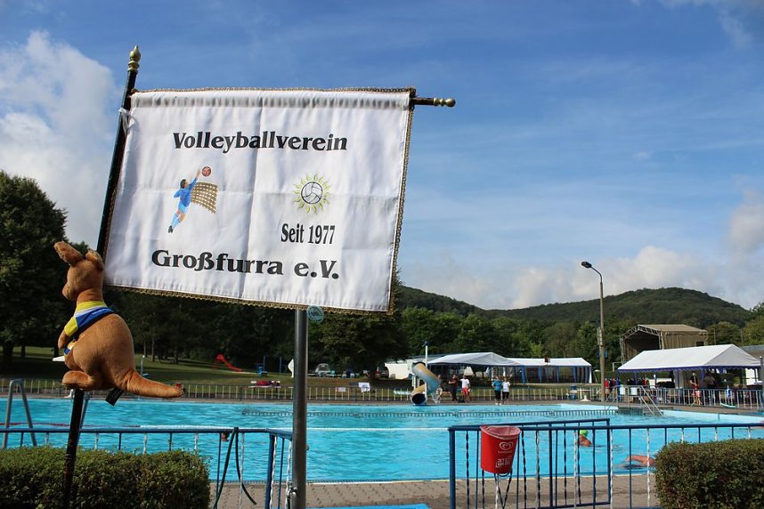 24-Stundenschwimmen gestartet
