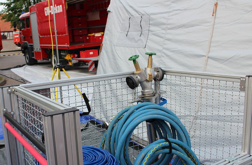 Staatssekret&auml;r zu Besuch bei FFW Clingen