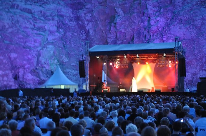 Adoro im Steinbruch Kohnstein.