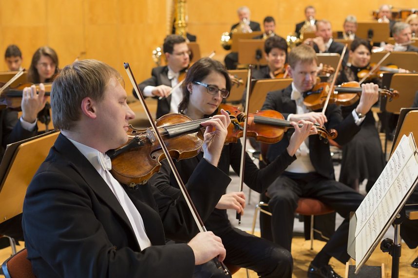 Die Sinfoniekonzerte im Haus der Kunst Sondershausen und am Theater Nordhausen beginnen k&uuml;nftig bereits um 18 Uhr