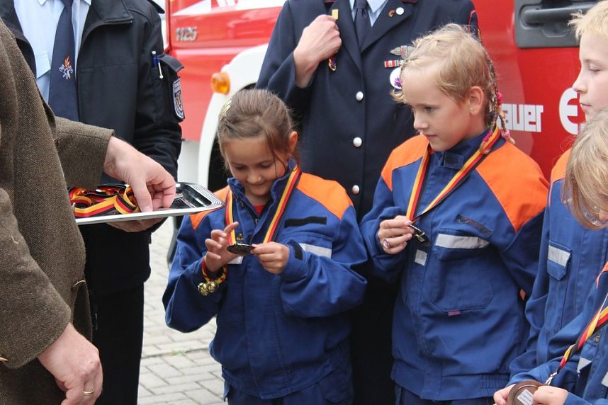 Medaillen &uuml;bergeben