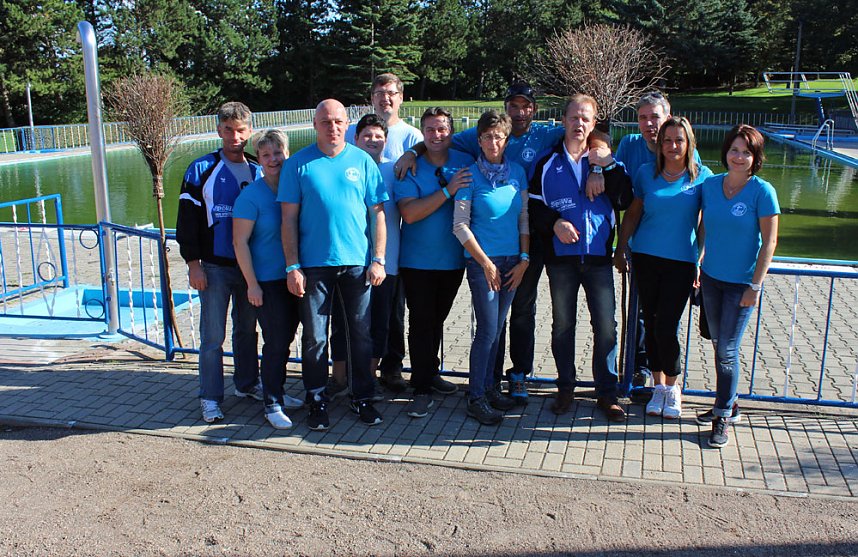 Badesportverein Gro&szlig;furra im Zeichen des Besens