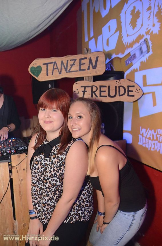 CARPE NOCTEM � Mega RECAR Revival