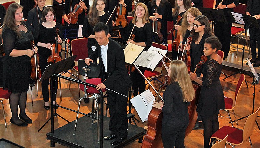 Mitrei&szlig;endes Konzert zum Nationalfeiertag