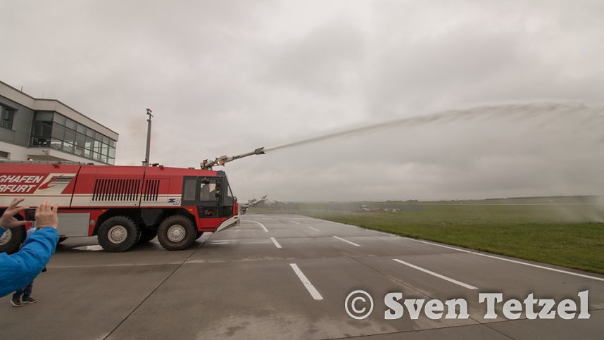 Auf dem Flughafen unterwegs