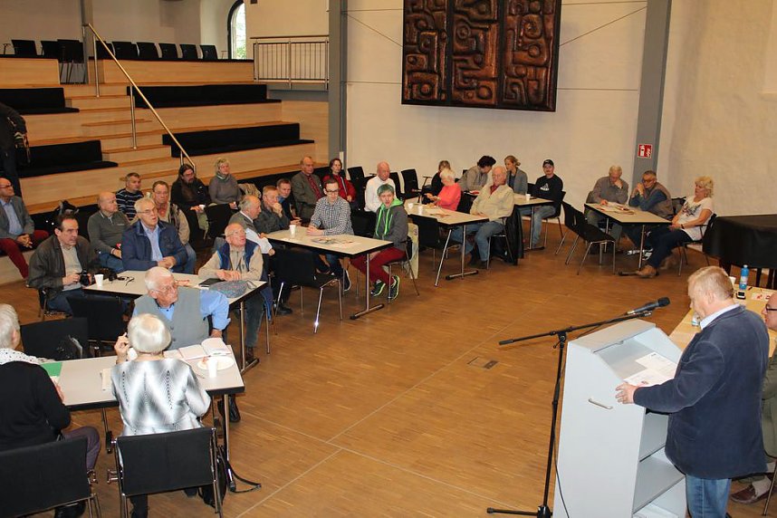 Statt Altersarmut � Rente rauf!