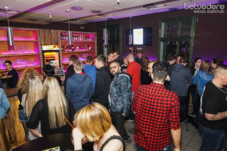 Party im Jugendclubhaus in Nordhausen - der Samstag