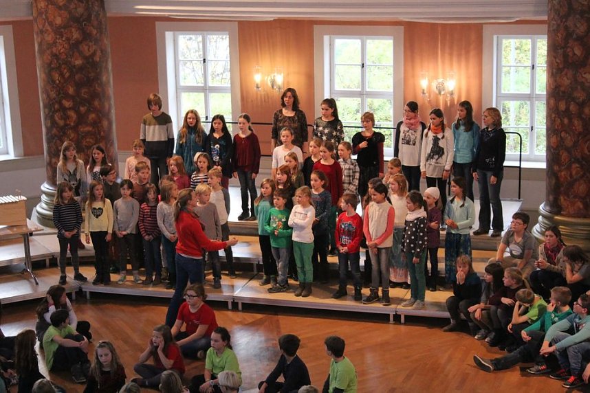 Getanzt und gesungen