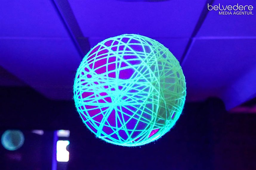 Wir bekennen Farbe! - so hie&szlig; das Motto der Nacht vom Samstag zu Sonntag im Nordh&auml;user Jugendclubhaus. Auf die G&auml;ste wartete nicht nur jede Menge Licht, sondern auch jede Menge toller Musik. Wir haben wieder die Galerie f&uuml;r Sie zusammengestellt.