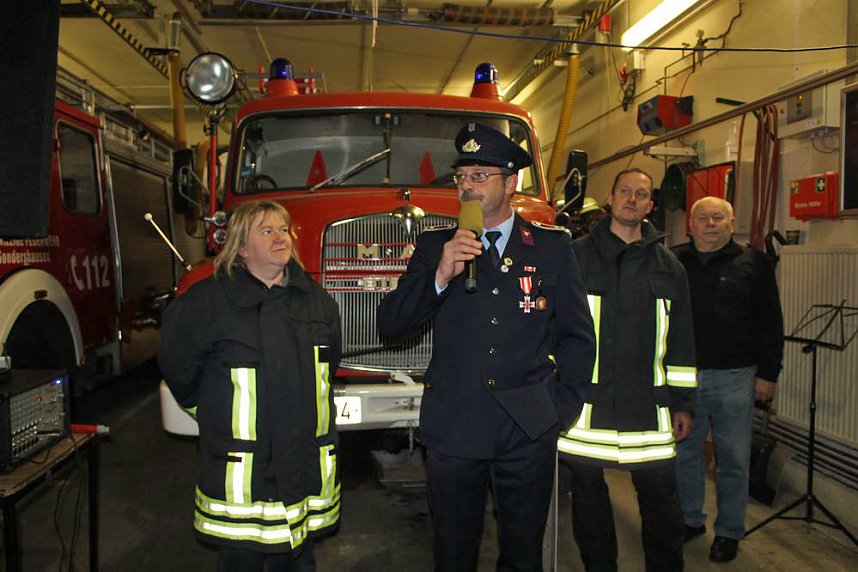 Spende f&uuml;r die Jugendfeuerwehr Berka