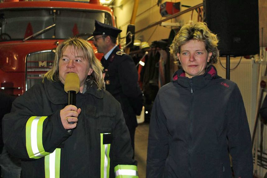 Spende f&uuml;r die Jugendfeuerwehr Berka