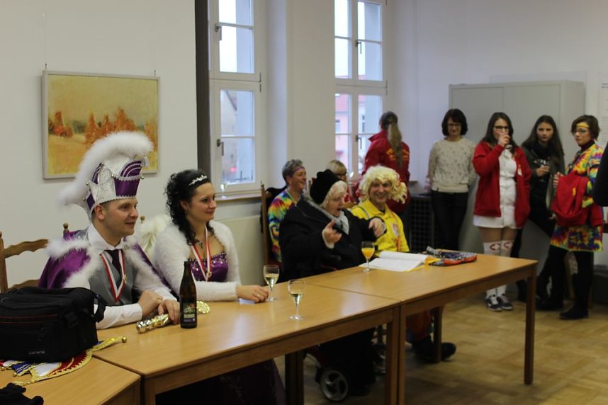 Im Handstreich B&uuml;rgermeistersitz erobert